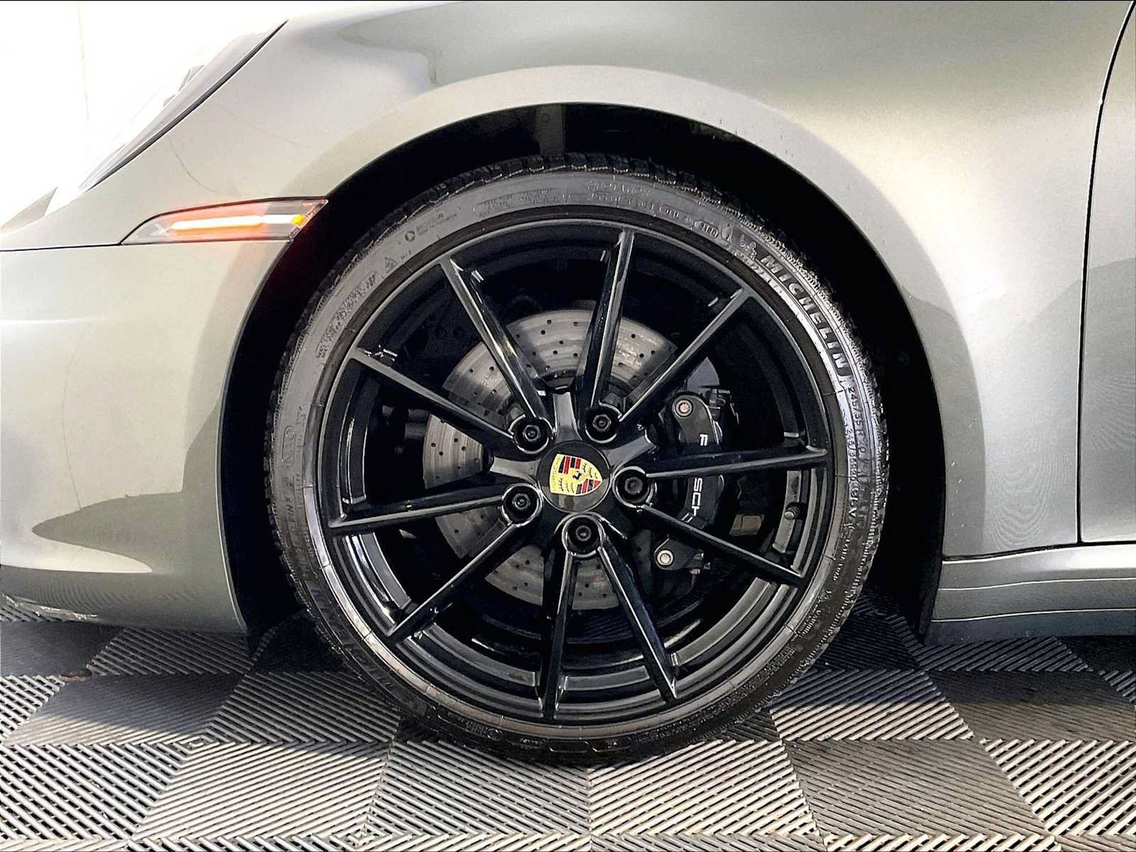 Certified 2021 Porsche 911 Targa 4S AWD/4WD image 11