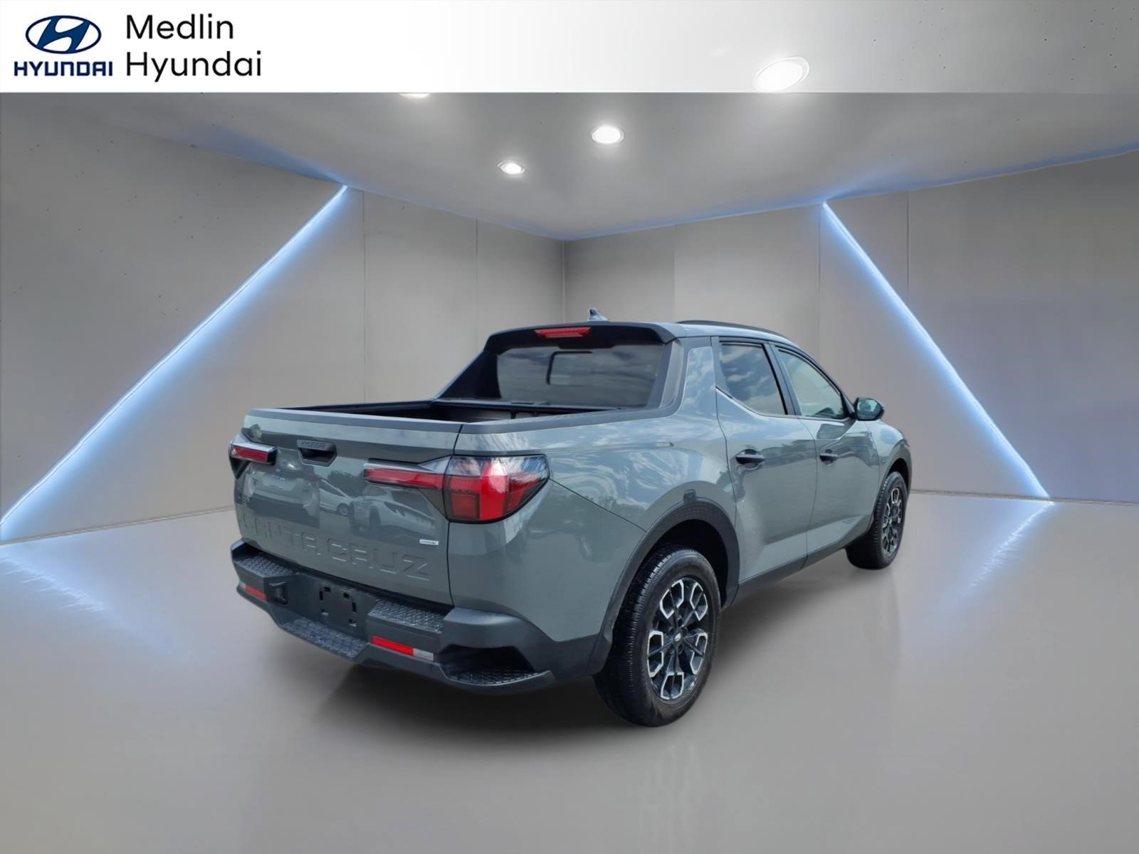 Used 2022 Hyundai Santa Cruz SEL w/ Activity Package AWD/4WD image 3