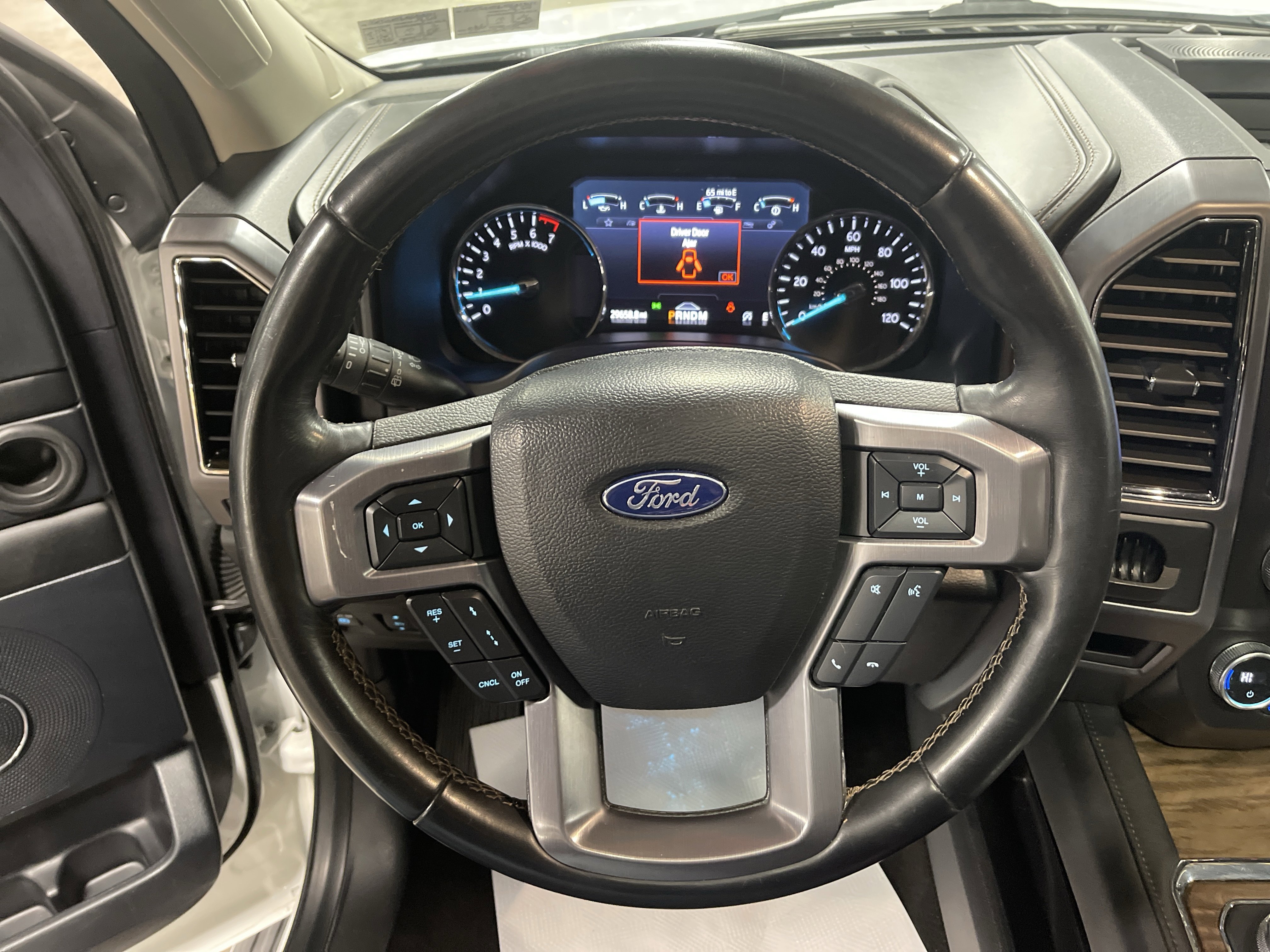Used 2021 Ford Expedition Platinum image 19