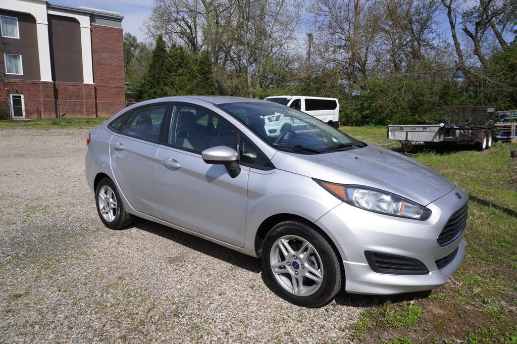 Used 2017 Ford Fiesta SE FWD image 10