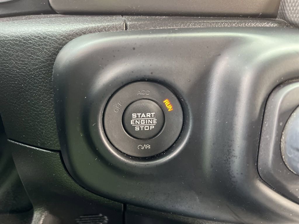 Used 2023 Jeep Wrangler Willys image 30