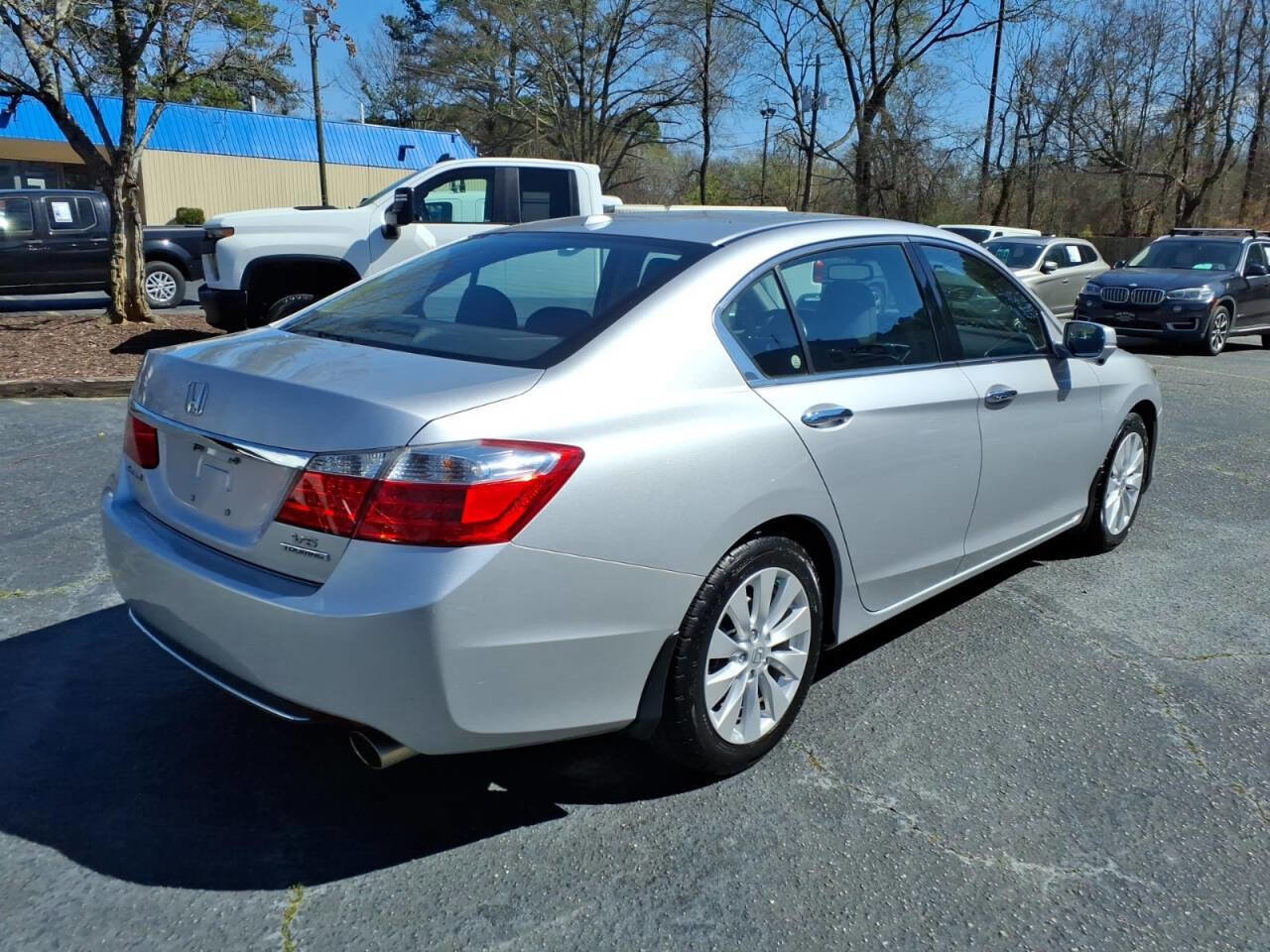 Used 2013 Honda Accord Touring image 3