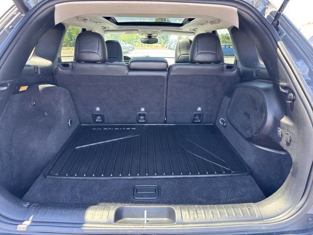 Used 2021 Jeep Cherokee Limited w/ Elite Package AWD/4WD image 11