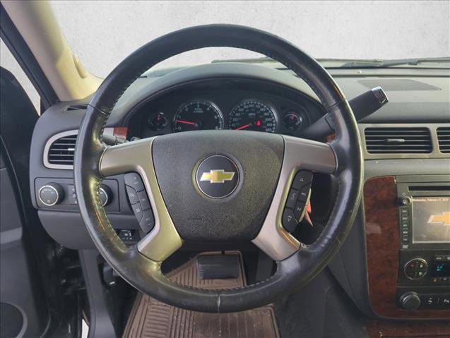 Used 2013 Chevrolet Avalanche LTZ image 11