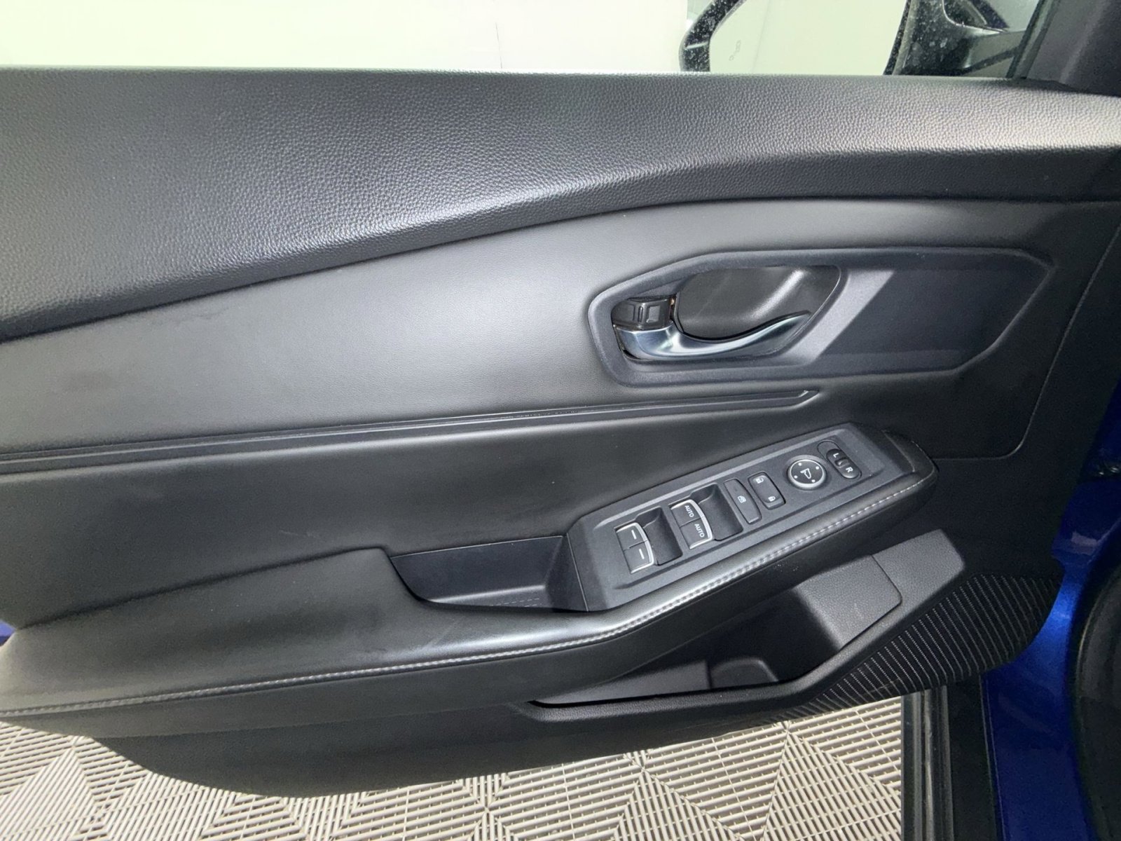 Used 2023 Honda Accord Sport image 15