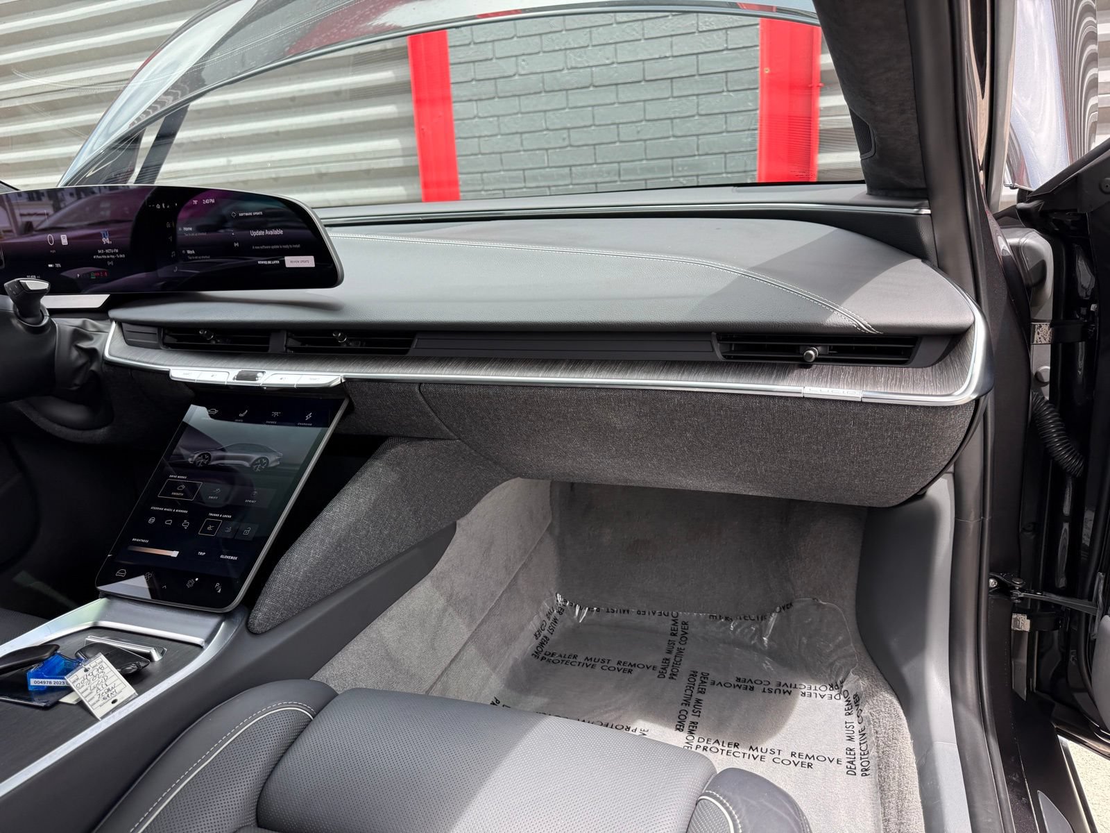 Used 2023 Lucid Air Touring AWD/4WD image 22