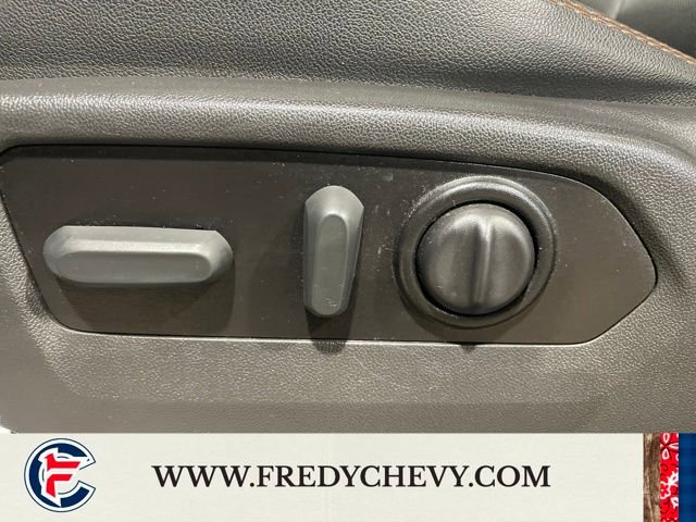 Used 2022 GMC Sierra 2500 AT4 image 28