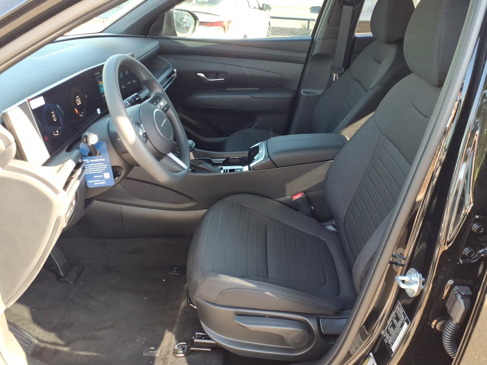 New 2026 Hyundai Santa Cruz SE FWD image 6