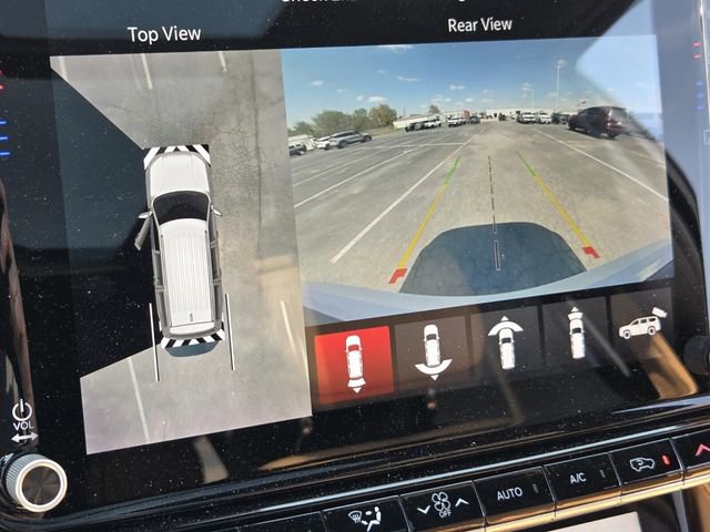 Used 2023 Jeep Grand Wagoneer Series III w/ Rear Seat Video Group 1 image 23