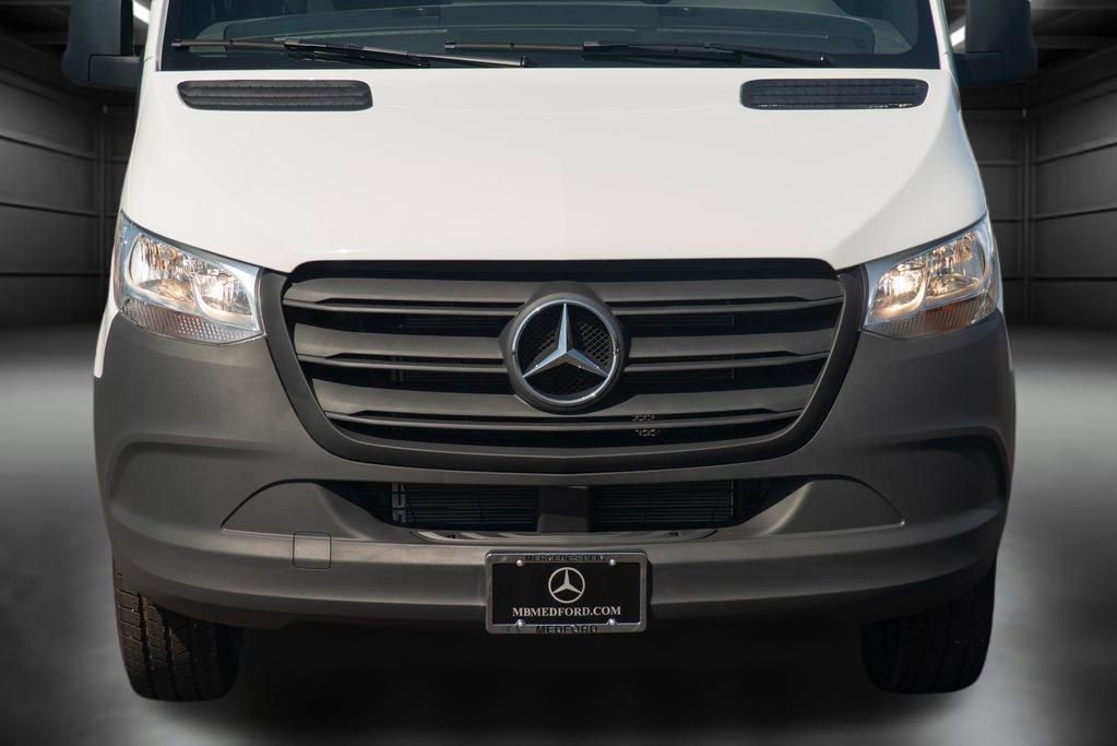 Used 2024 Mercedes-Benz Sprinter 144 Cargo image 12