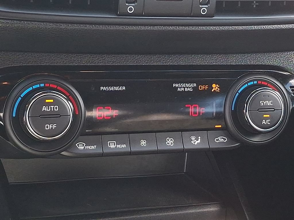 Certified 2023 Kia Forte GT-Line w/ GT-Line Technology Package FWD image 21