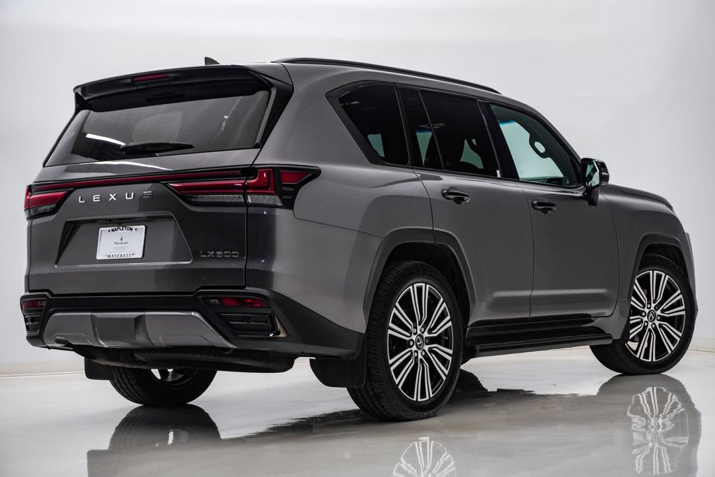 Used 2023 Lexus LX 600 4WD w/ Appearance Package image 9