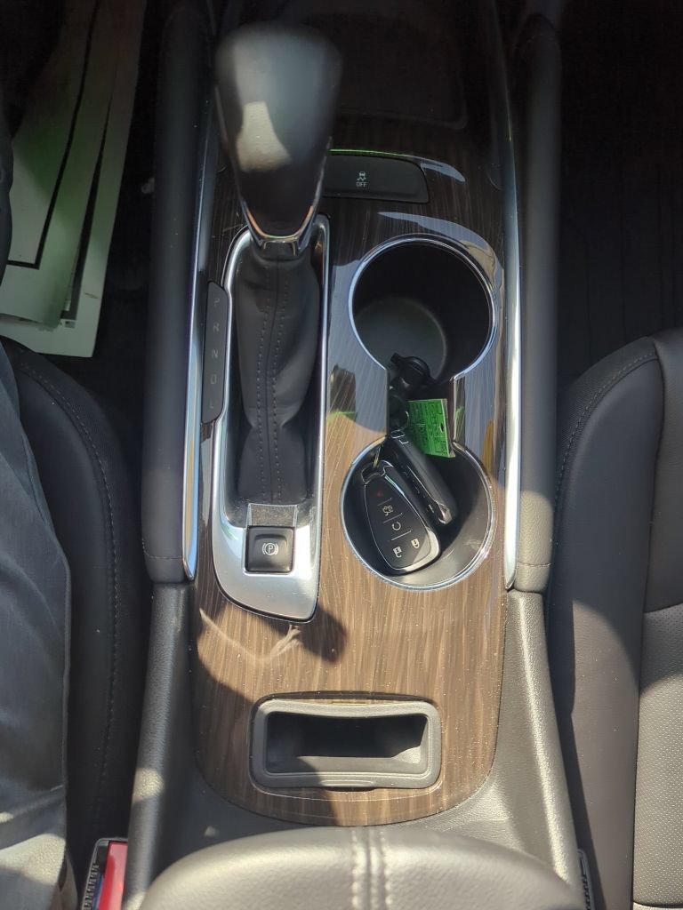 Used 2023 Chevrolet Malibu LT w/ LPO, Floor Liner Package FWD image 23