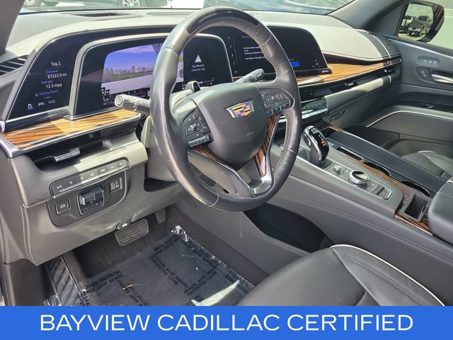 Certified 2023 Cadillac Escalade ESV Premium Luxury w/ Performance Package AWD/4WD image 17