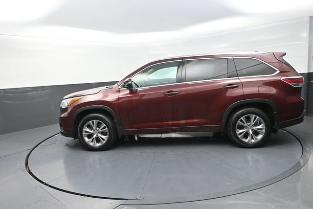 Used 2015 Toyota Highlander XLE image 43