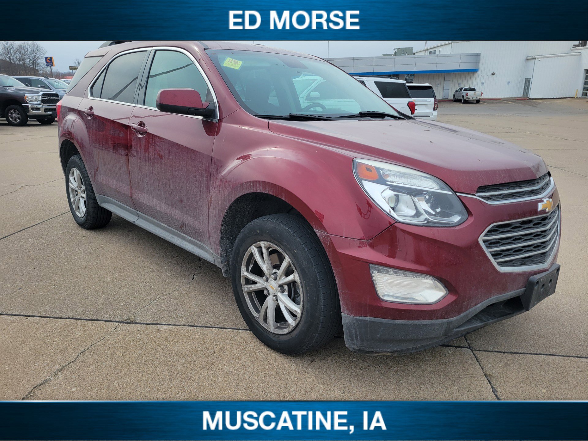 Used 2017 Chevrolet Equinox LT w/ Convenience Package image 4