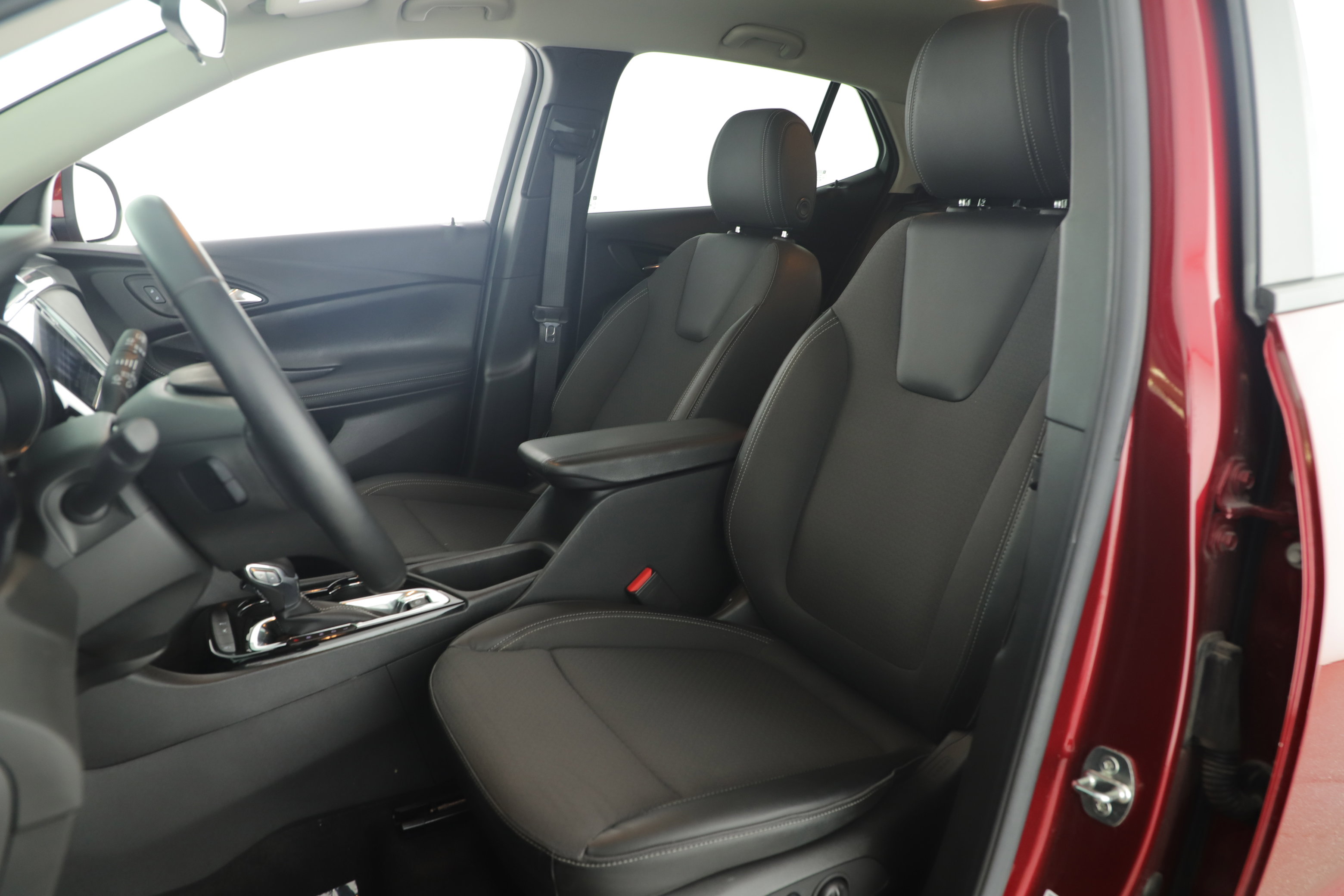 Used 2023 Buick Encore GX Select w/ Sport Touring Package image 20