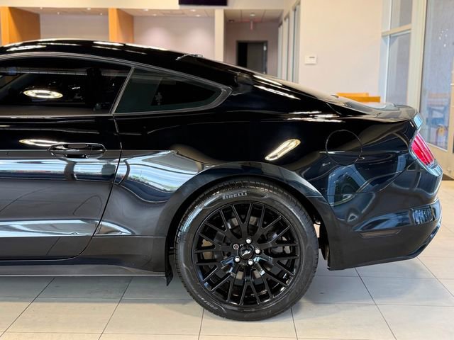 Used 2017 Ford Mustang GT w/ GT Performance Package RWD image 9