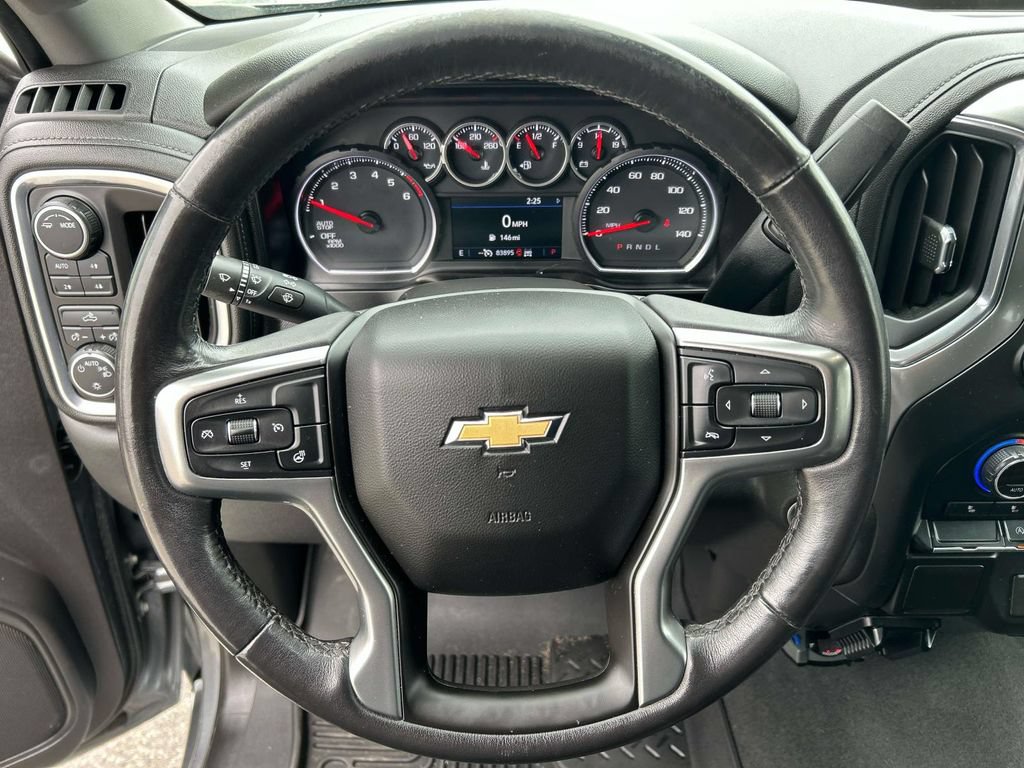 Used 2021 Chevrolet Silverado 1500 LT w/ Z71 Off-Road Package AWD/4WD image 18