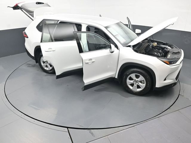 Certified 2025 Toyota Grand Highlander AWD image 58