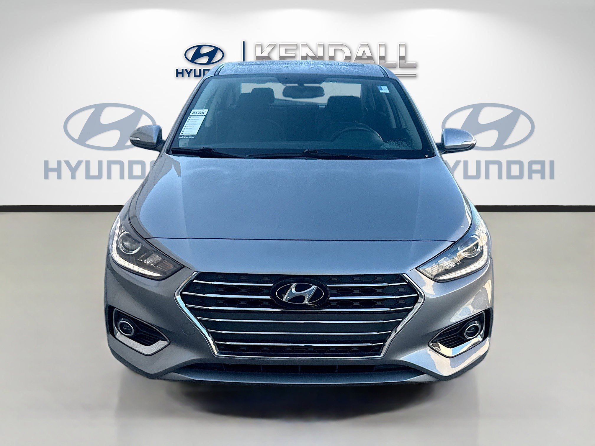 Used 2022 Hyundai Accent Limited image 2