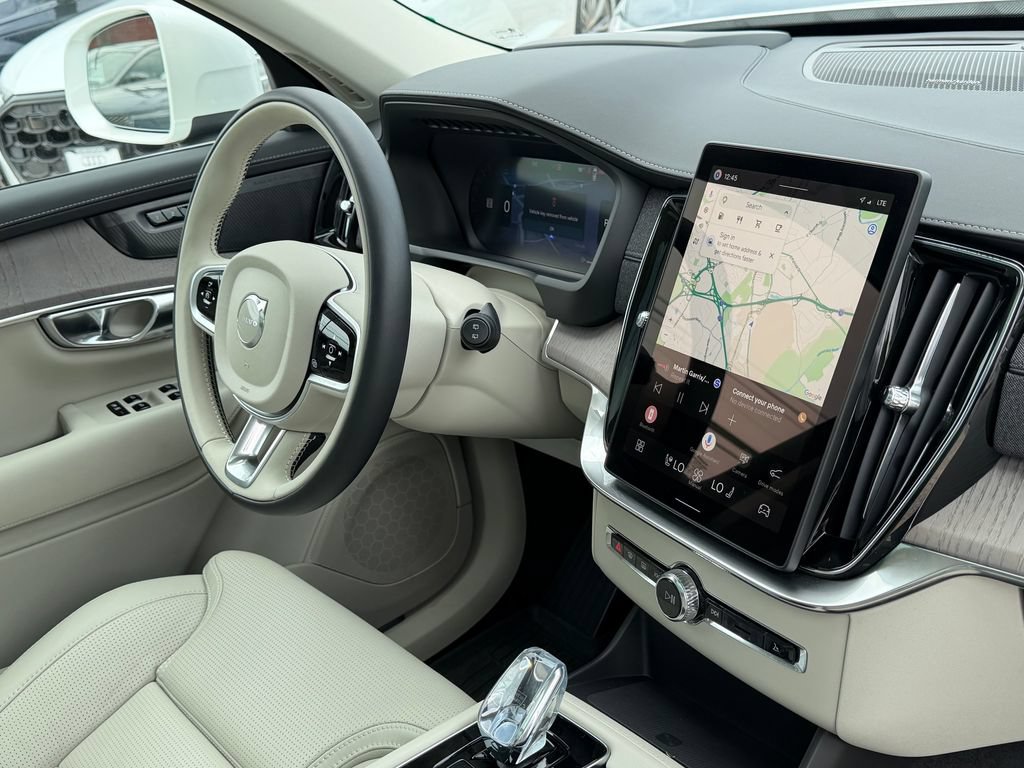New 2026 Volvo XC90 B6 Ultra w/ Protection Package AWD/4WD image 7