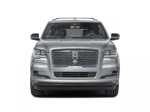Used 2023 Lincoln Navigator Reserve image 4