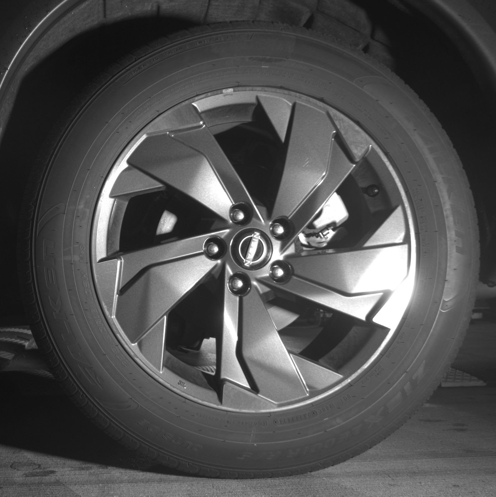 Used 2025 Nissan Rogue SV FWD image 14