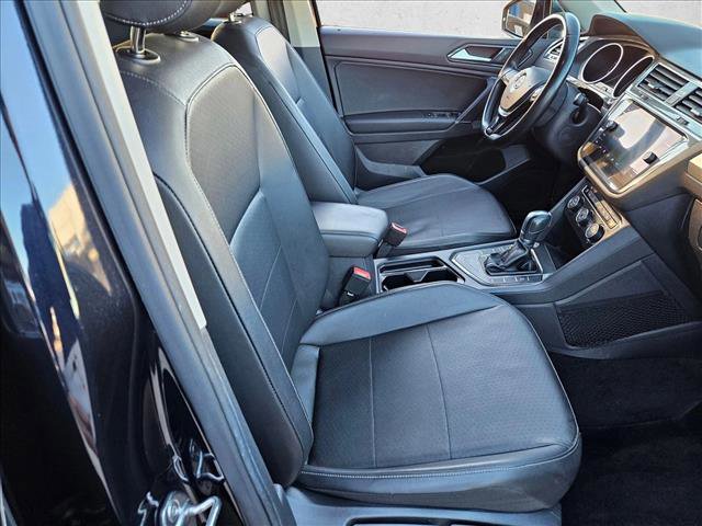 Used 2018 Volkswagen Tiguan SE image 23