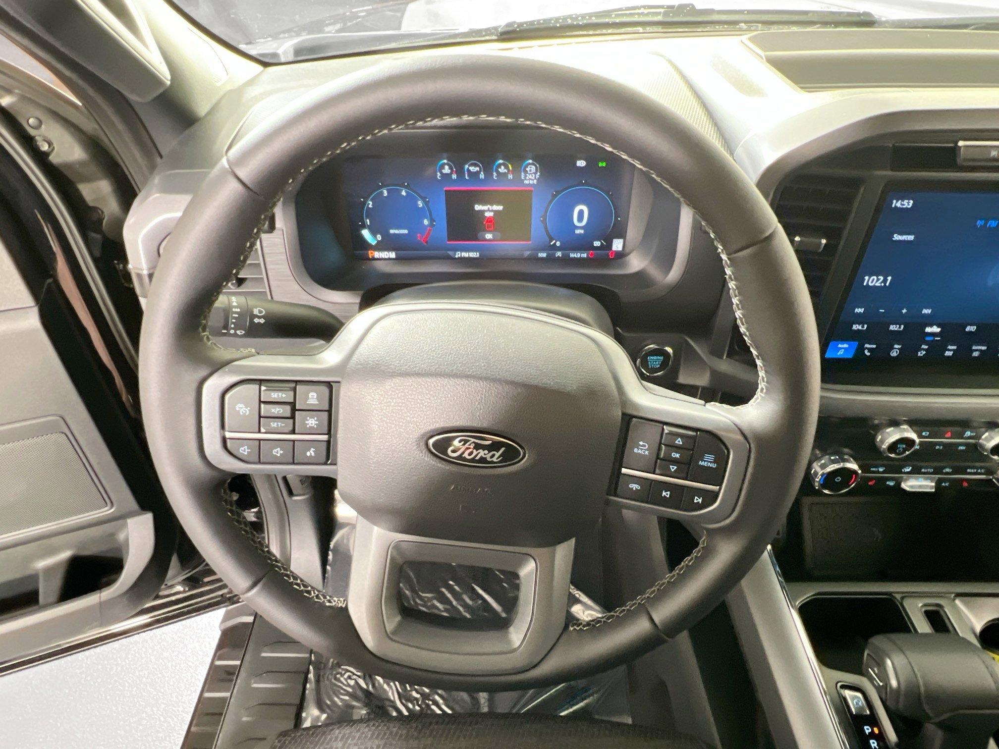 Used 2025 Ford F150 XLT w/ Equipment Group 302A MID image 11