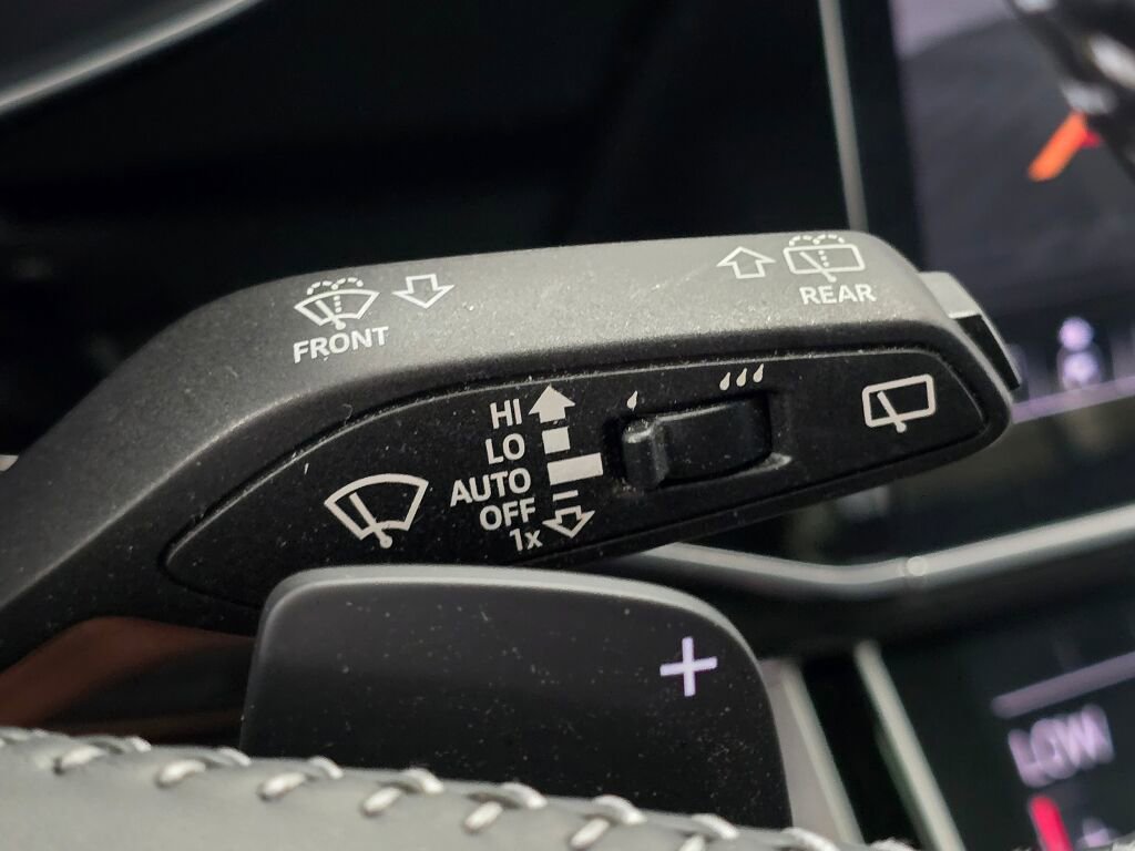 Used 2020 Audi Q8 Prestige image 43