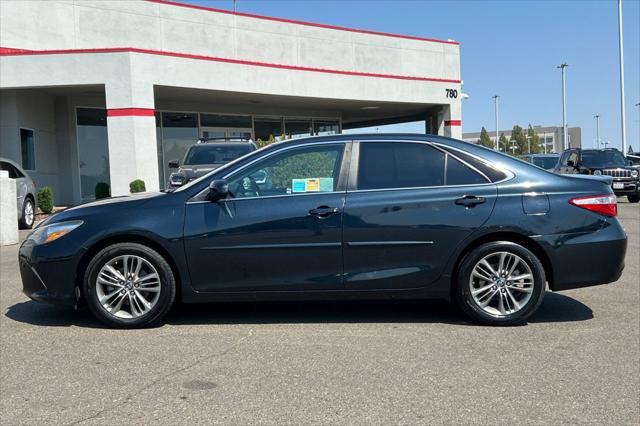 Certified 2017 Toyota Camry SE FWD image 9