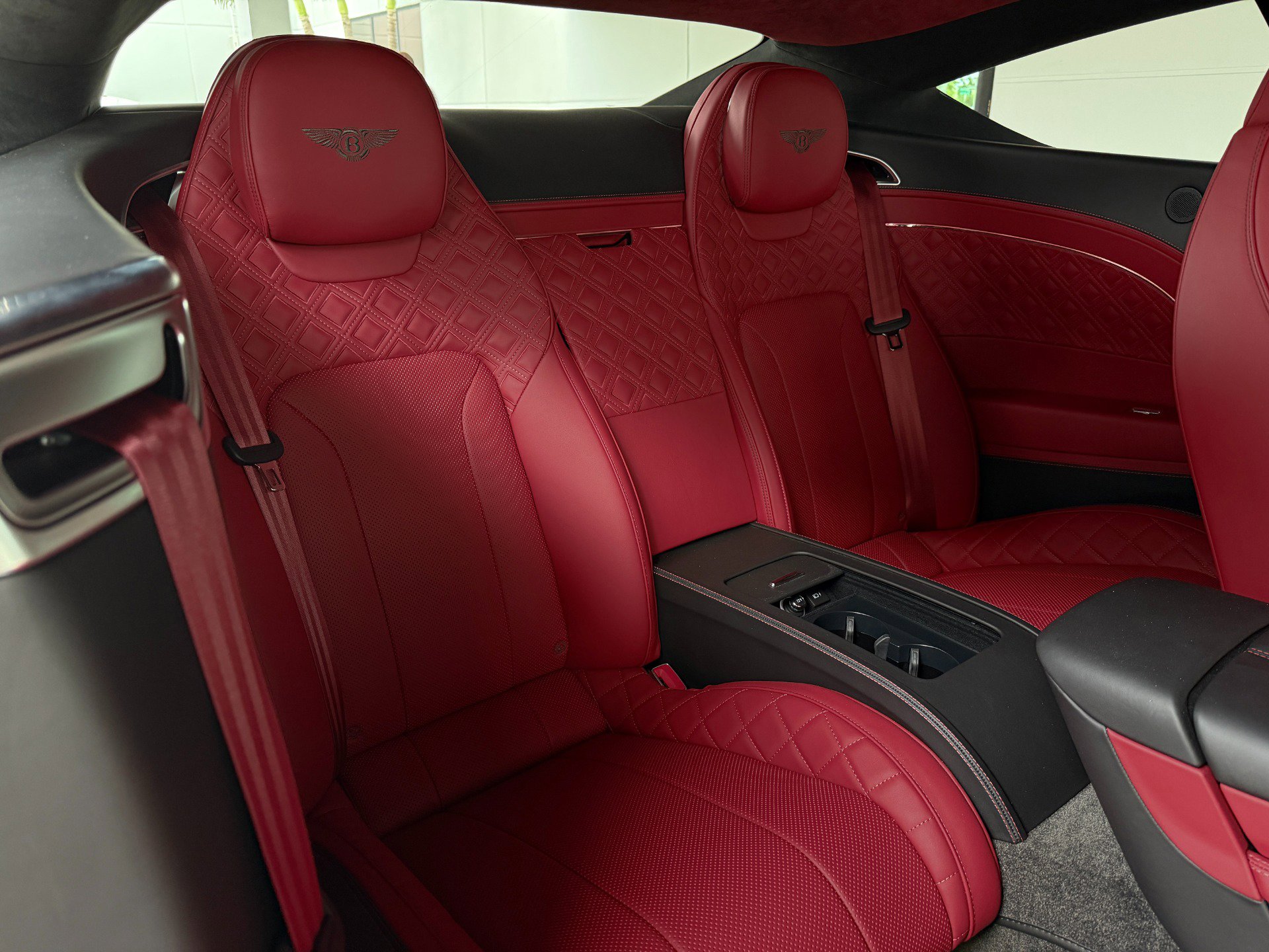 Used 2021 Bentley Continental GT AWD/4WD image 32