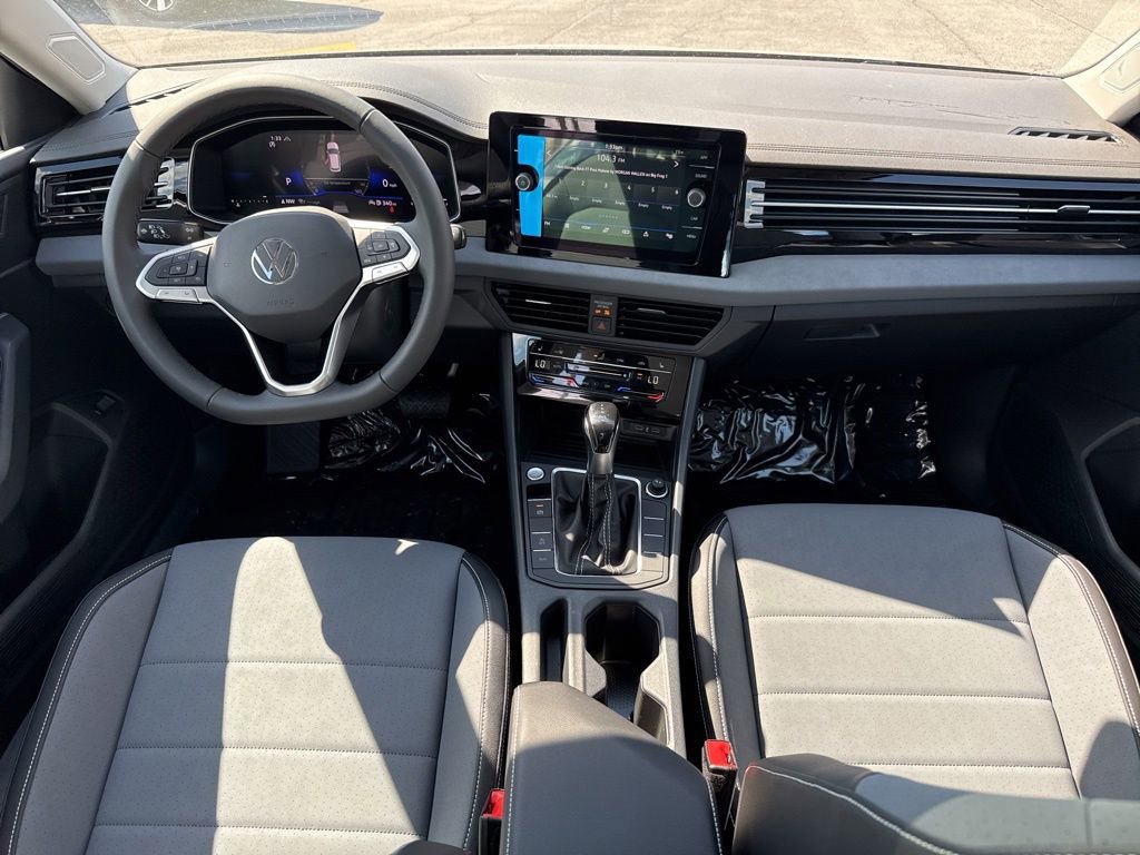 New 2026 Volkswagen Jetta SE FWD image 11