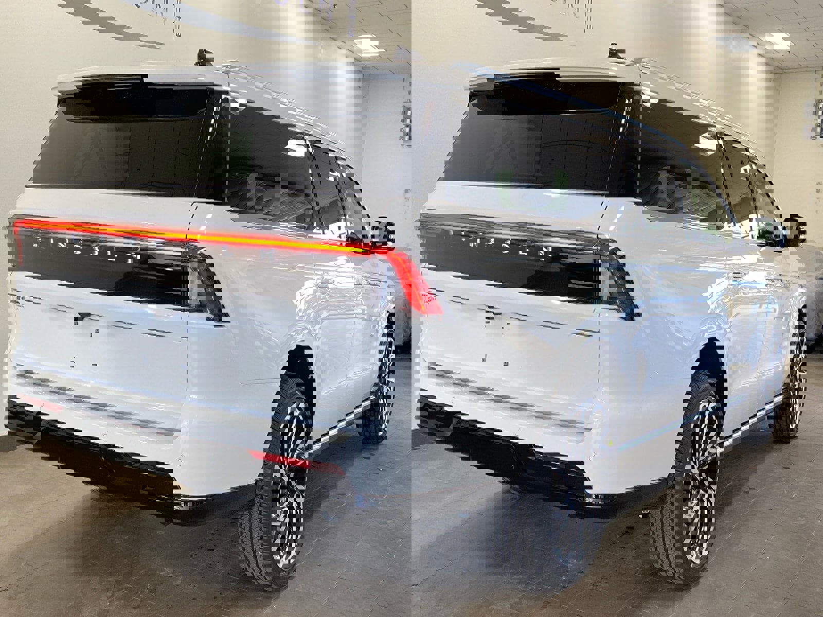 New 2026 Lincoln Navigator L Reserve image 10