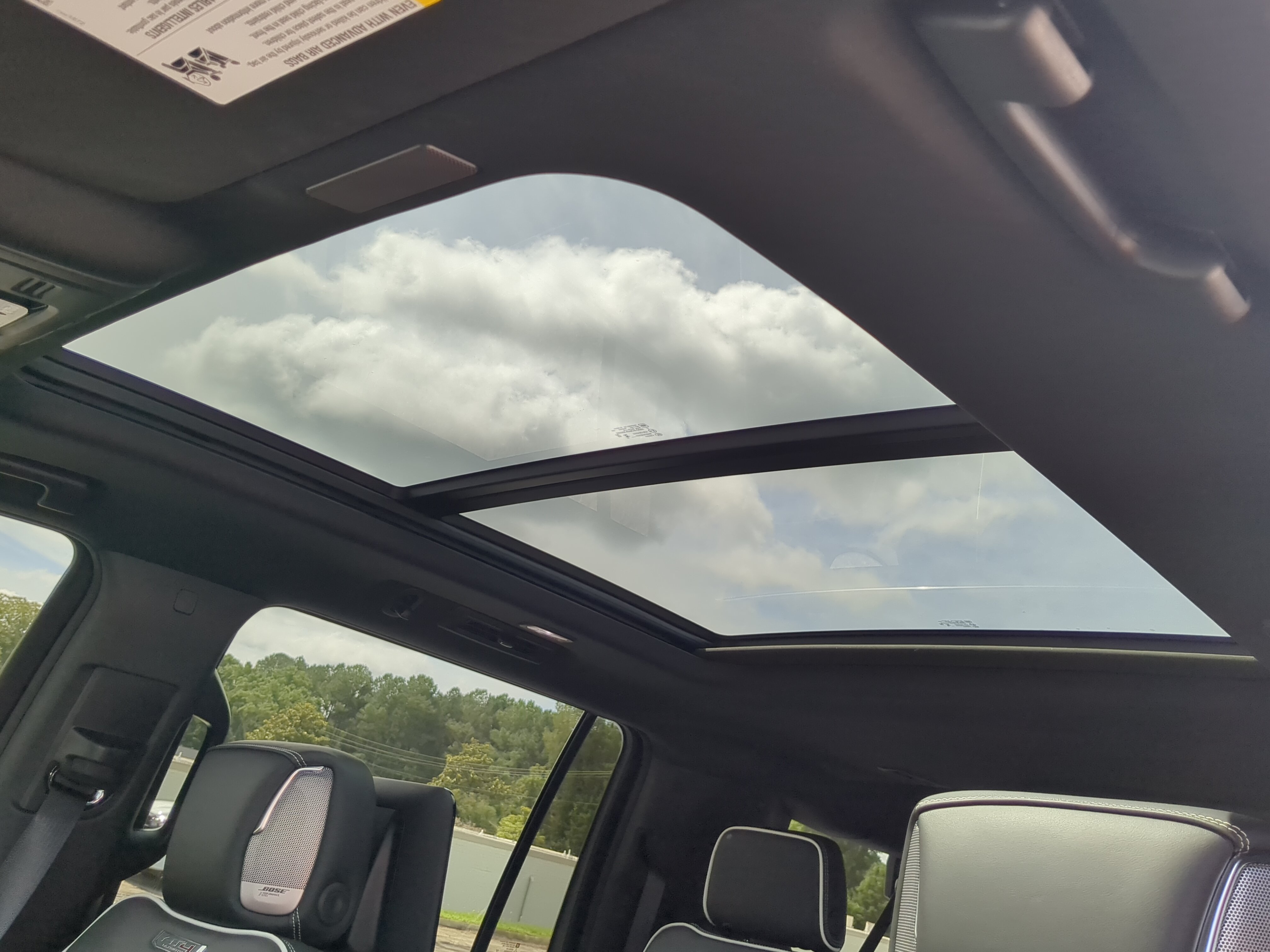 Used 2026 GMC Yukon XL AT4 Ultimate w/ LPO, Floor Liner Package AWD/4WD image 18