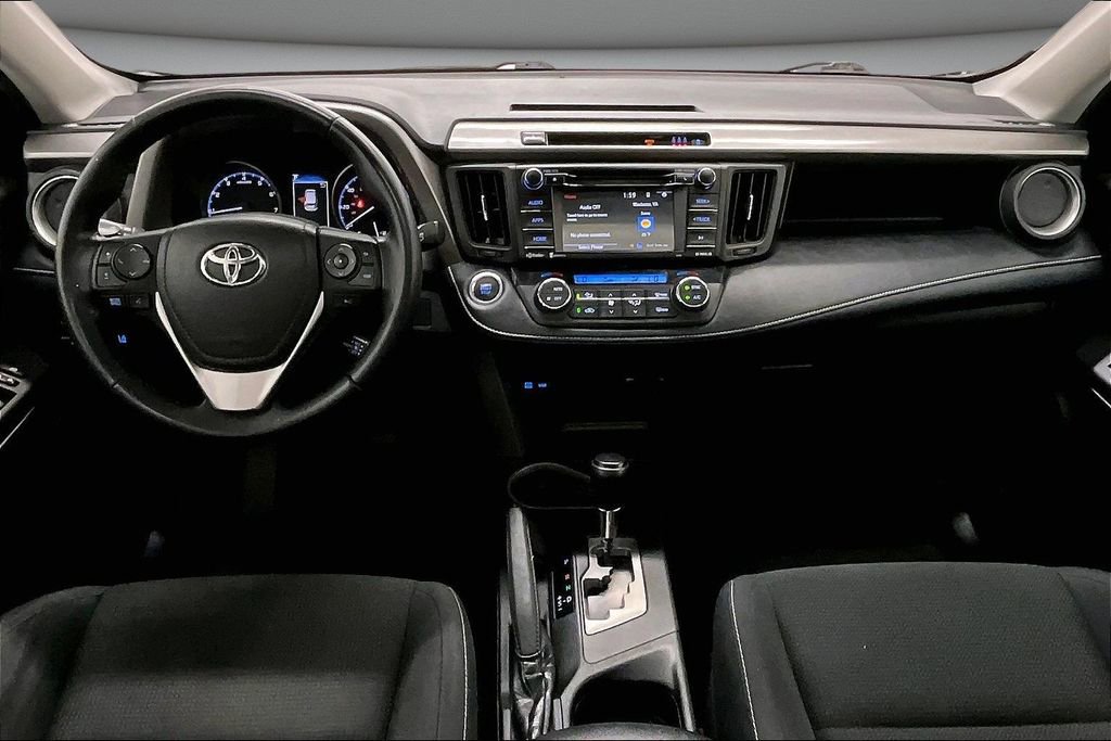 Used 2018 Toyota RAV4 XLE AWD/4WD image 7
