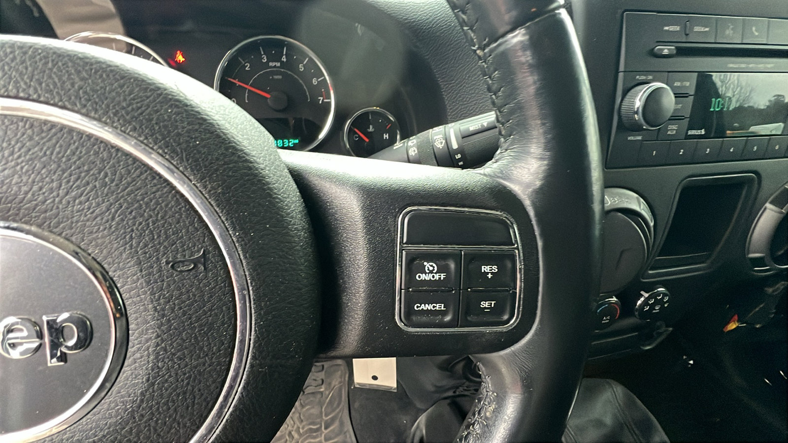 Used 2016 Jeep Wrangler Unlimited Sport w/ Max Tow Package image 27