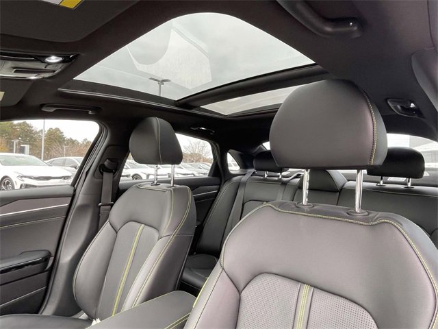 Certified 2025 Kia K5 GT w/ GT1 Package image 4