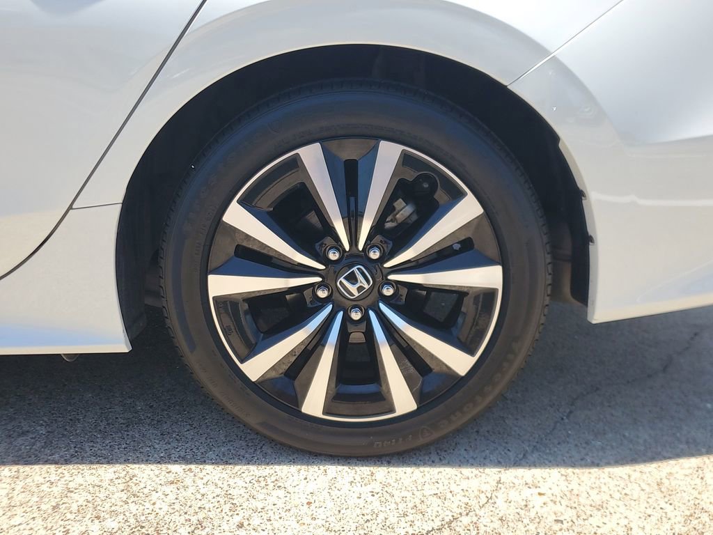 Used 2024 Honda Civic EX image 8