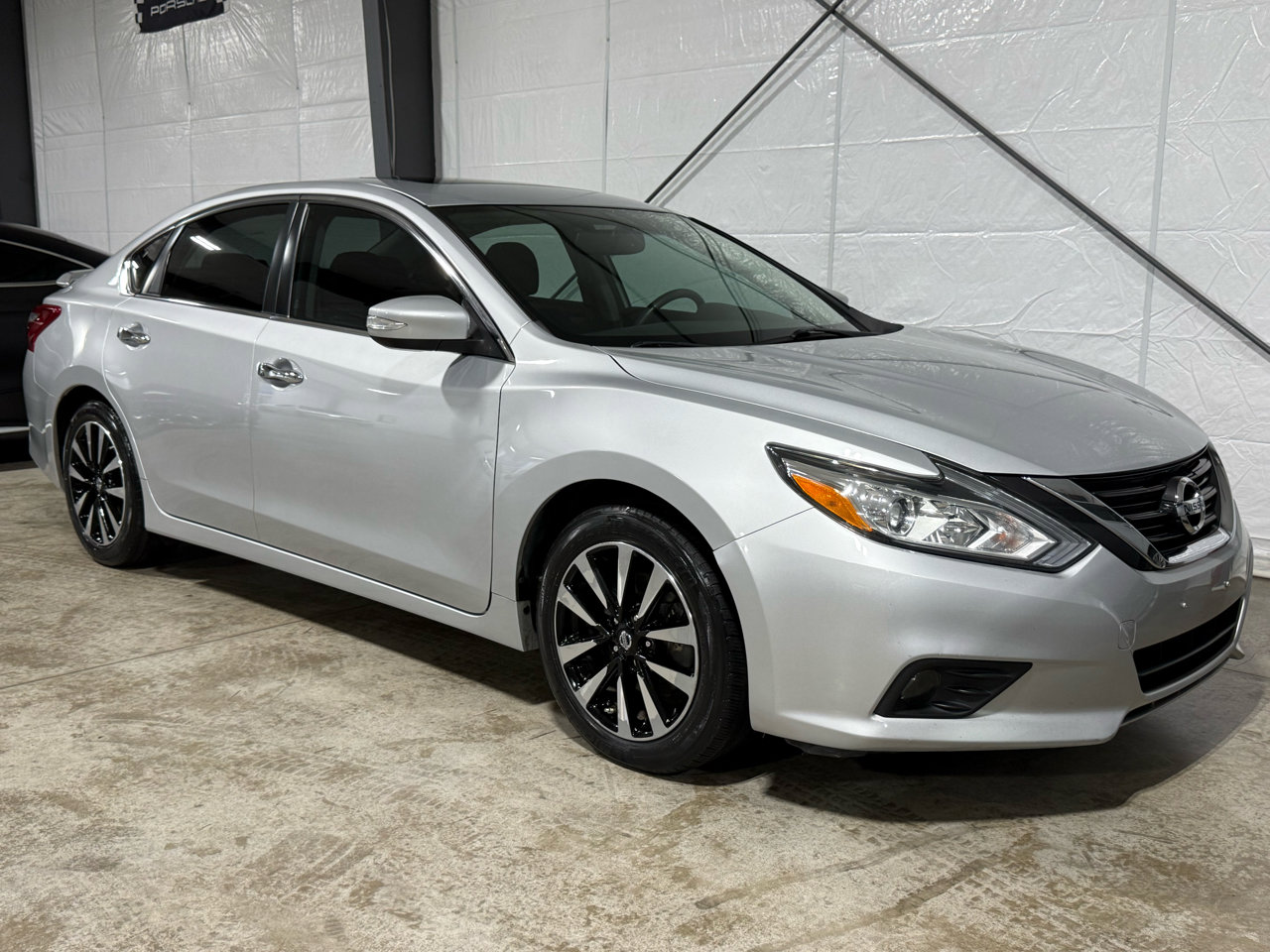 Used 2018 Nissan Altima 2.5 SV w/ 2.5 SV Technology Package image 7
