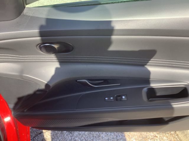 Used 2025 Hyundai Elantra Sport w/ Cargo Package FWD image 19