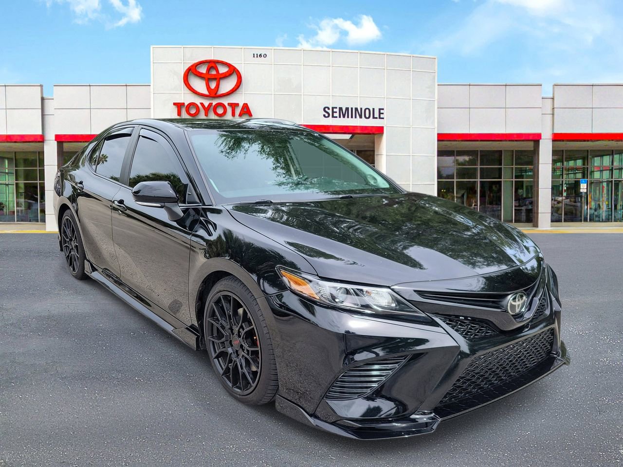 Used 2022 Toyota Camry TRD w/ TRD Package w/JBL Audio FWD image 2