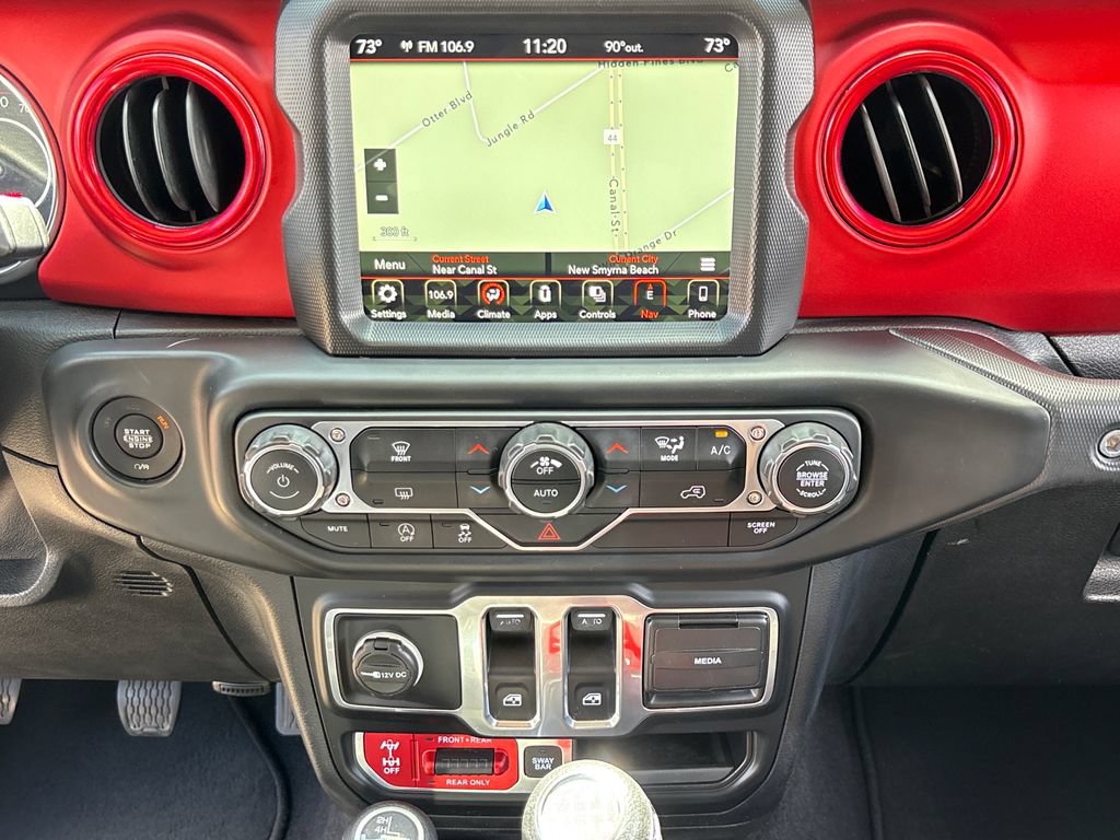 Used 2018 Jeep Wrangler Rubicon AWD/4WD image 23