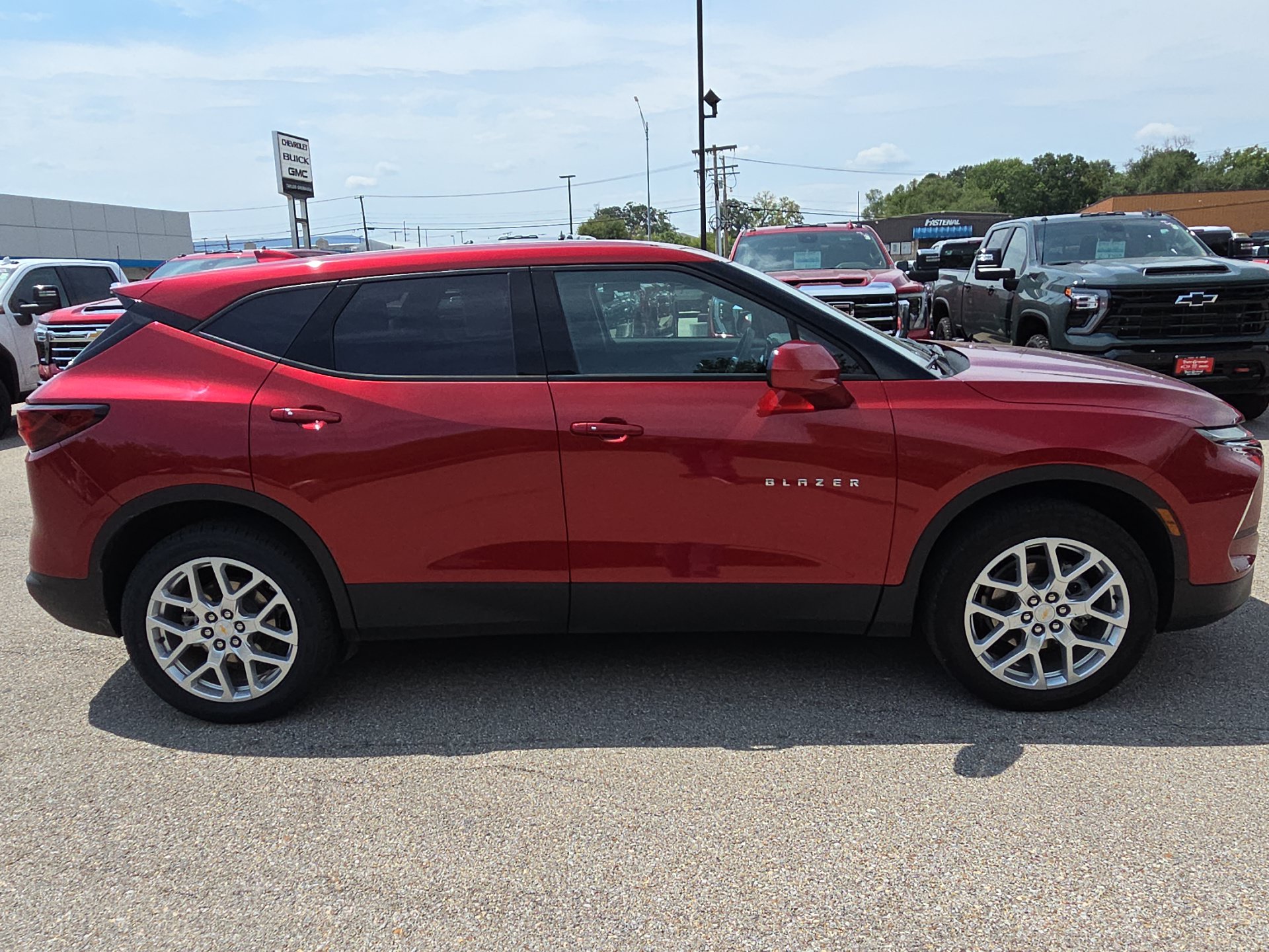 Certified 2024 Chevrolet Blazer LT w/ Driver Confidence Package FWD image 9