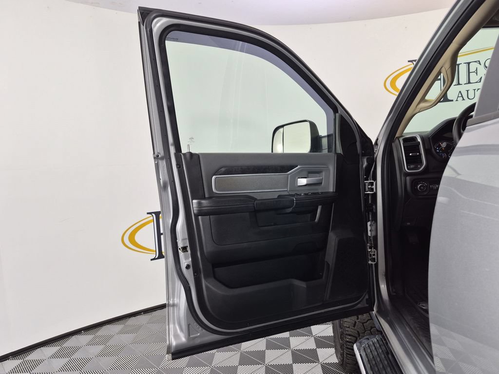 Used 2019 RAM 2500 Big Horn AWD/4WD image 13