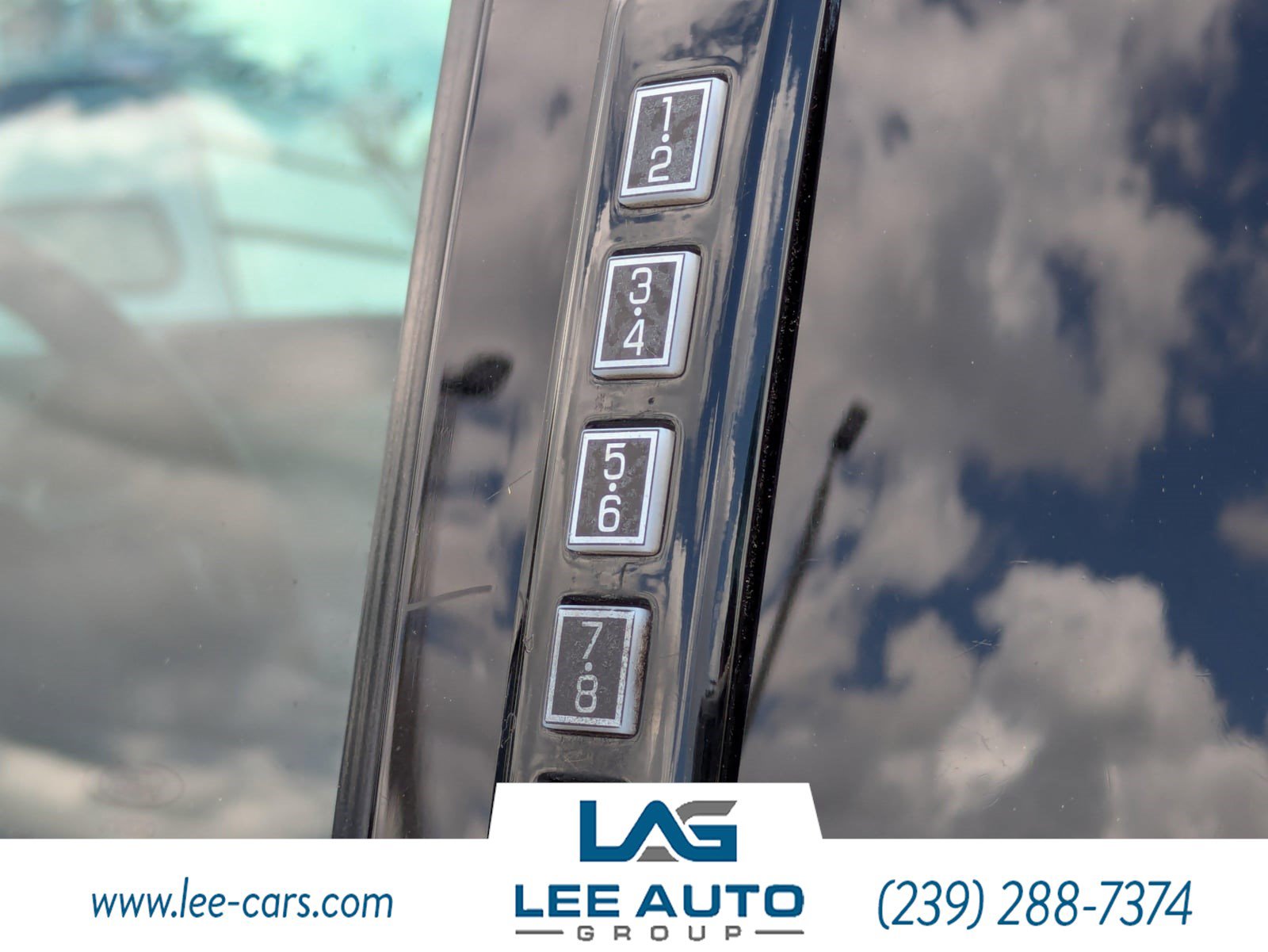 Used 2022 Ford F250 Lariat w/ Lariat Ultimate Package AWD/4WD image 17