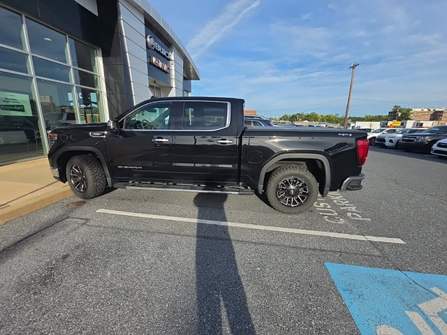 Certified 2024 GMC Sierra 1500 SLT w/ SLT Premium Plus Package AWD/4WD image 7