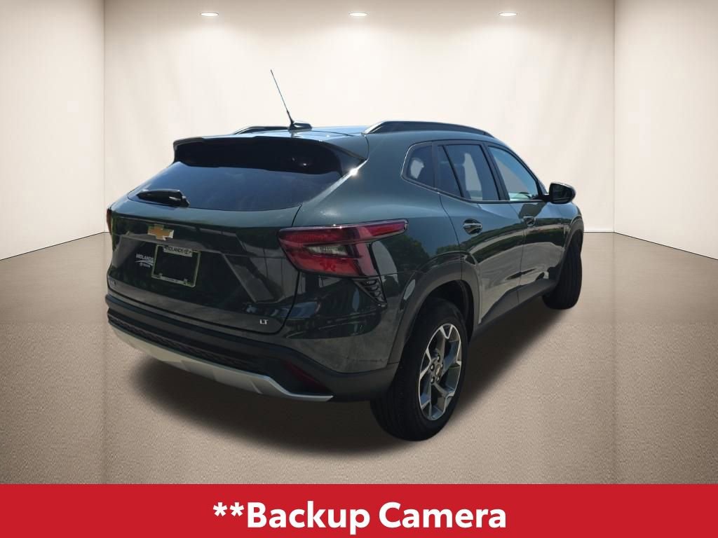 Used 2025 Chevrolet Trax LT image 4