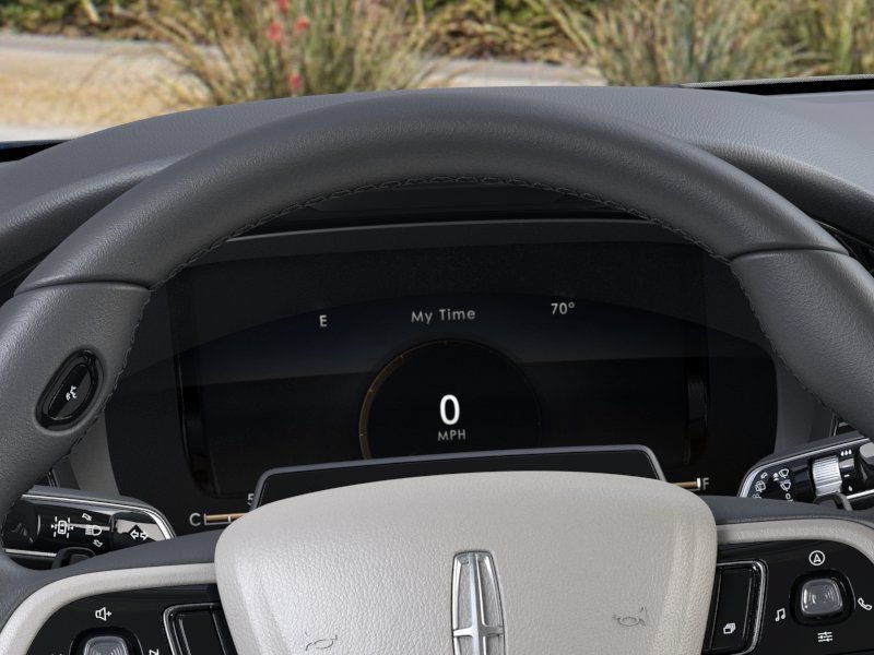 New 2026 Lincoln Corsair Reserve FWD image 13